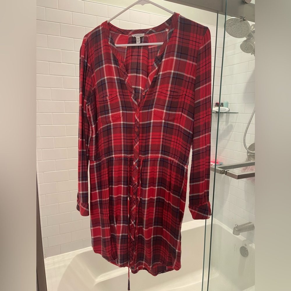 Plaid red long sleeved dress. Size medium.